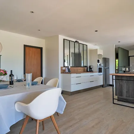 Bourgat By Interhome *