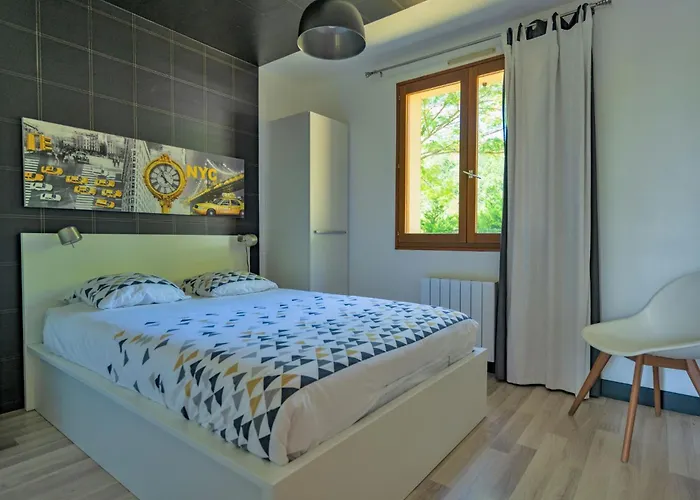 펜션 Bourgat By Interhome